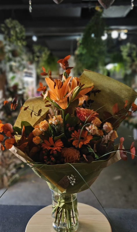 Beautiful flower arrangement 3